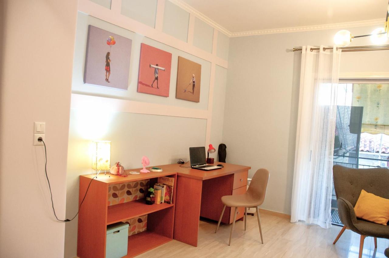 Mid Century Modern Apartment - Atelier Olümpia Kültér fotó