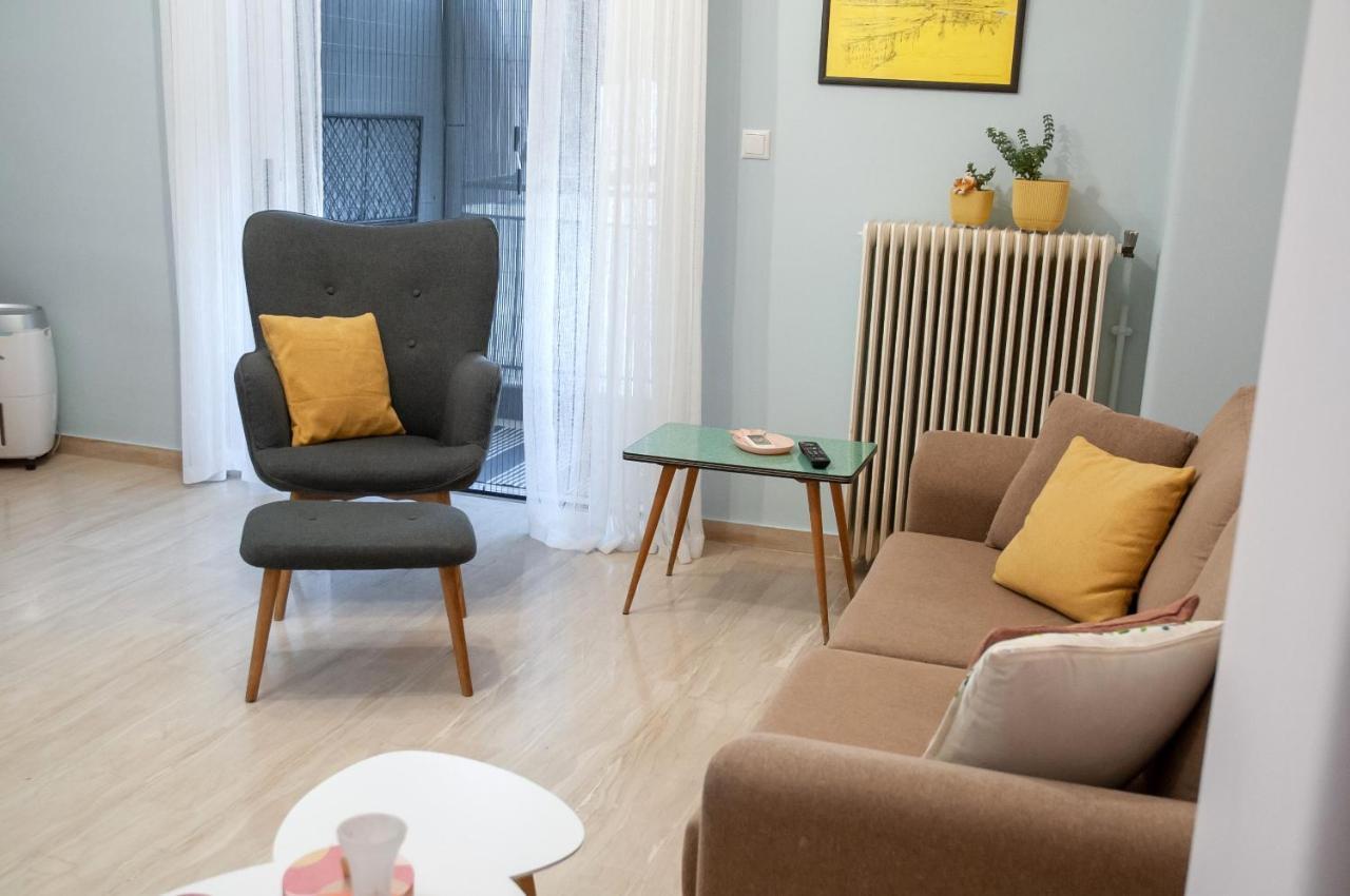 Mid Century Modern Apartment - Atelier Olümpia Kültér fotó